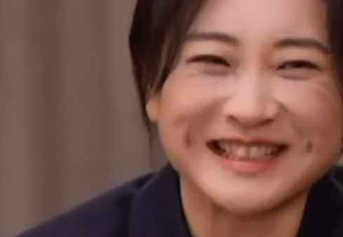 贾玲还是原来的贾玲，网友：原来胖的时候是喜庆，现在是更好看了！