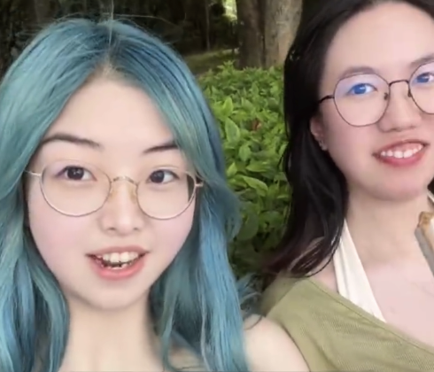 女生回忆高考查分被屏蔽视频点赞近百万 