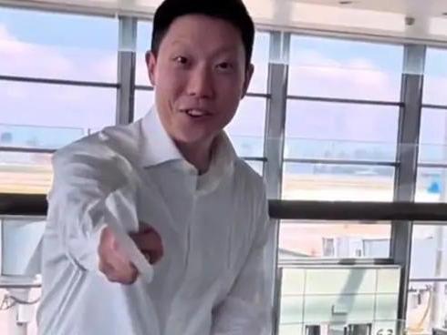 旺旺总经理称去看祖国阅兵超级开心