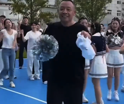 于东来办员工篮球赛 冠军队每人奖5000