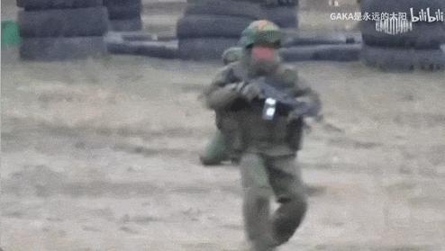 朝鲜士兵使用AK-12!俄国防部发布朝鲜军队在俄罗斯训练视频 展现坚毅与英勇