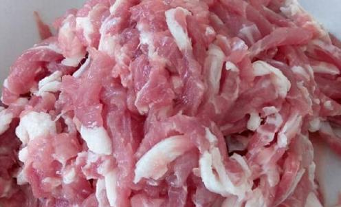 不管炒什么肉，学会这个方法腌制，肉质鲜嫩爽口还不粘锅