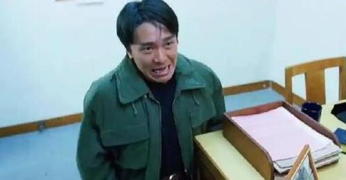 周星驰：从贫民区到喜剧之王，他用努力书写了传奇人生！