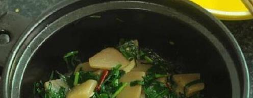 “天然燃脂蔬菜”揭秘，韭菜炒魔芋轻松消脂，排毒瘦身效果惊人！