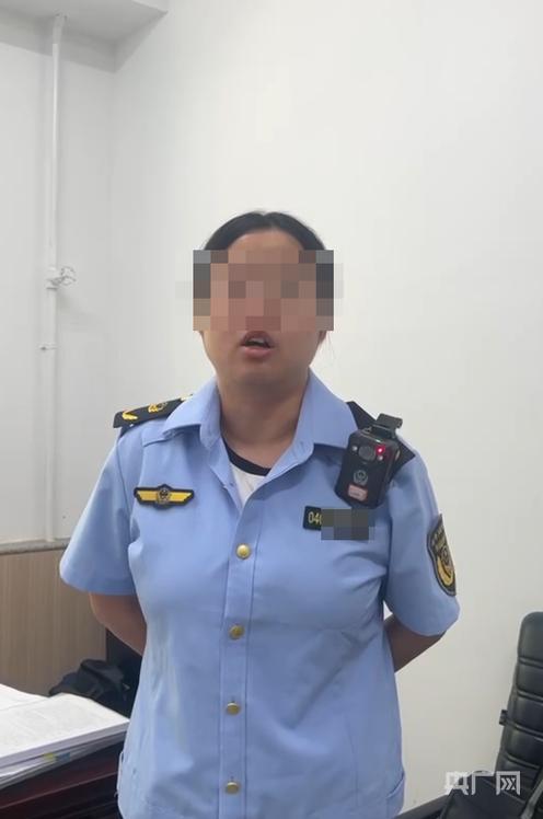 女子称吃海底捞未来日期麻酱致腹泻 消费者权益引关注