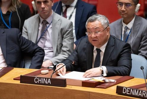 联合国安理会紧急会议：中俄强烈谴责美国空袭伊朗
