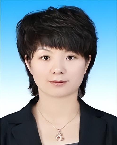 班子三东谈主 半个月内官宣落马 水务局三领导接连被查