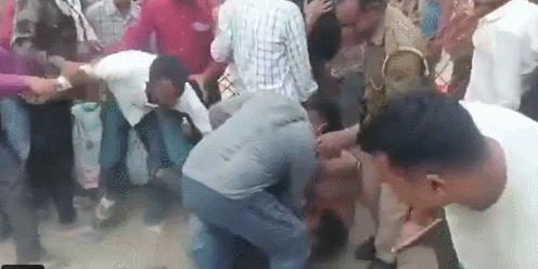 印度民众为争抢燃气爆发斗殴 能源危机下的民生困境