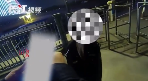 9岁男孩走失背出18位身份证号 民警帮他找到爸爸