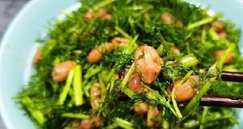 茴香拌花生米，5分钟出锅，香到邻居敲门，你敢试吗？