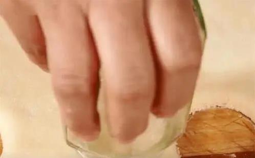 山药不煮汤改做饼,简单几步香软可口,老人小孩抢着吃