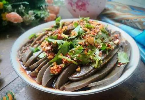 5分钟学会荞麦碗托,家常做法超简单,味道却完胜凉粉?