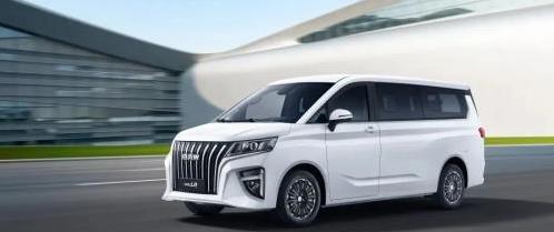 旺季接送忙到飞，锐胜E-M7跑500公里不喘气，半小时满电碾压对手