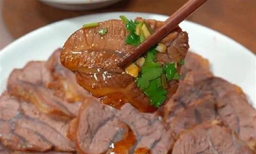 家常酱牛肉，3步做出饭店味，邻居闻香都敲门？