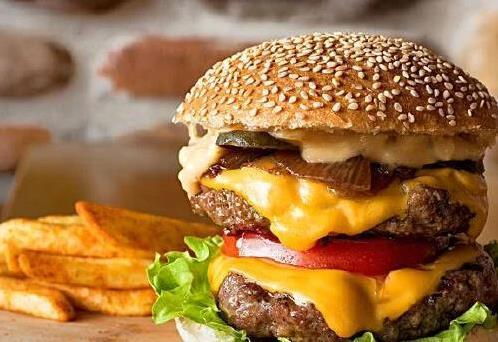 晚餐吃错毁健康，5种食物要躲远，你中招了吗？