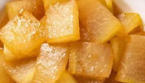 老婆婆一盘冬瓜宴惊艳全村，素食馆冷清却翻盘，秘诀藏在哪？