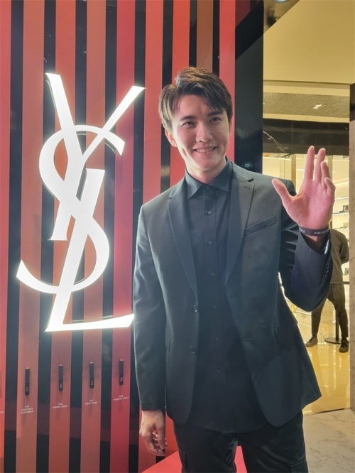 张哲通新剧开拍忙不停 郭坤耀综艺上线带观众感受大自然