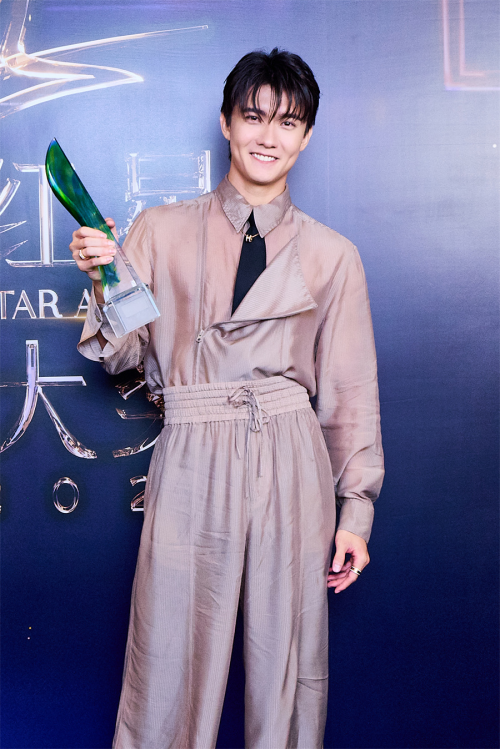 新加坡演员张哲通配得上 一坏到底获最佳男配角_中华网