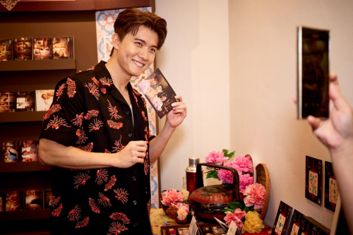 张哲通新剧《小娘惹之翡翠山》陷情义两难