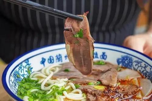 重庆没有鸡公煲？这3种不属于当地的美食，你吃过几种？