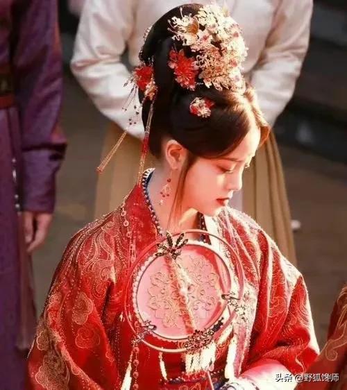 欧阳娜娜出演《长安第一美人》颜值引争议 网友吐槽：长安没人了吗？