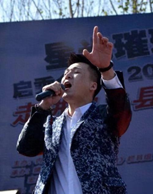 杨帆演唱有没有一首歌会让你想起我