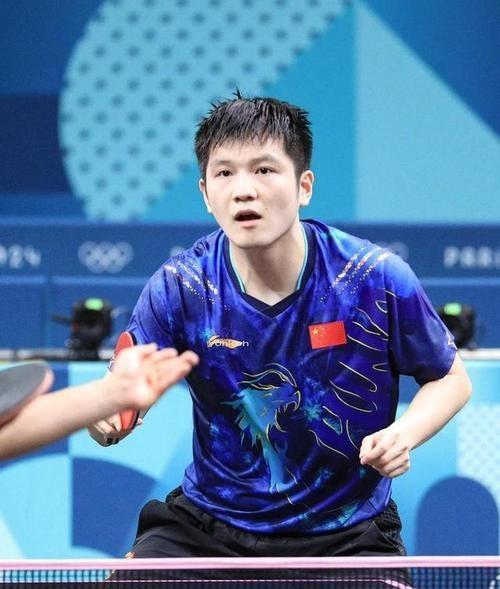 人气火爆！樊振东的纪念衫在德国供不应求 球迷疯狂抢购