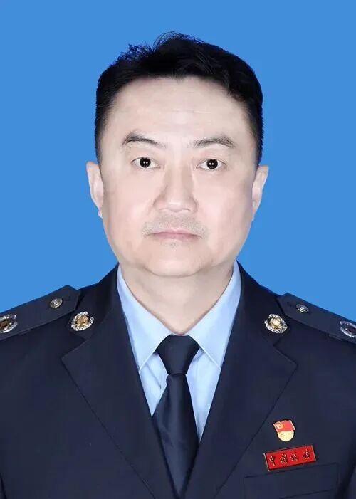 假期官宣：杨春龙杨立学同日被查 税务系统反腐持续
