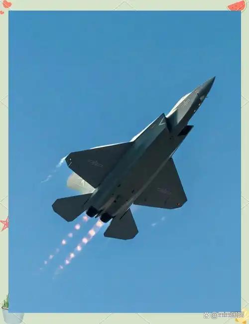 大V称印度“4.5代机”是高级拼装机 光辉战机成空壳摆设