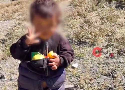 博主偶遇唇腭裂患儿求助李亚鹏，医院将安排患儿治疗