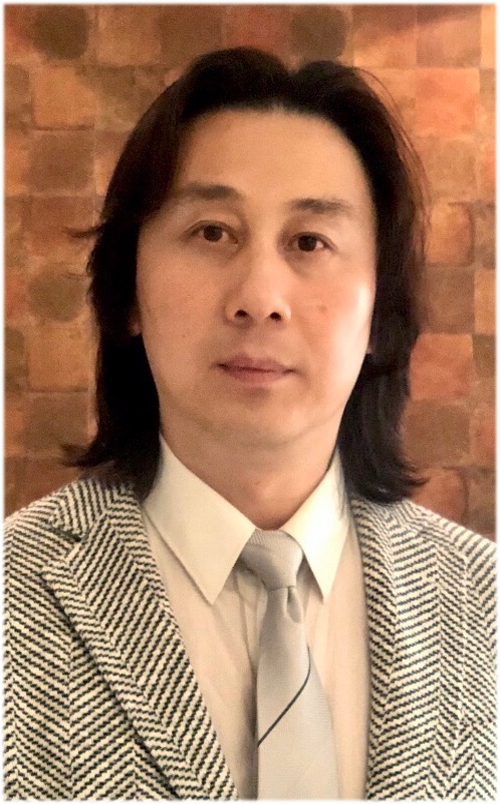 以抽象肌理立骨,以金碧山水润色,以纯粹语言凝魂——徐适书写三重境域下的生命画卷