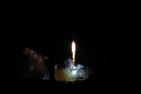天问二号任务发射圆满成功