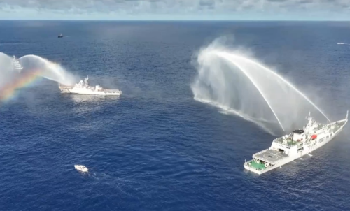 海南三沙举办“海空立体”应急救援综合演练