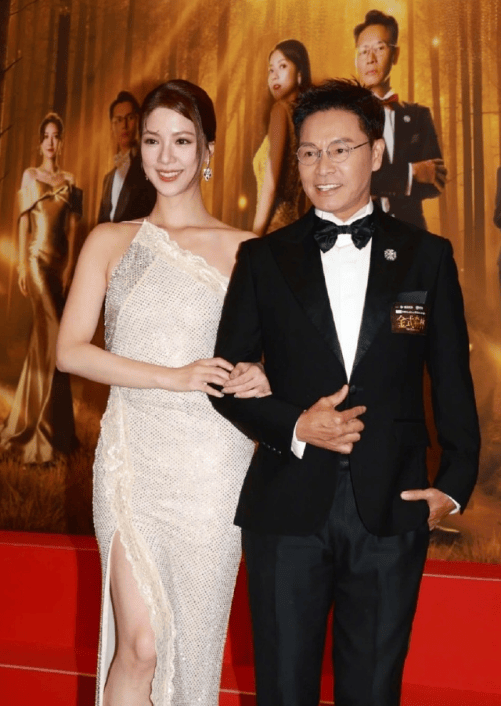 陈晓华否认与郭晋安恋情:剧组演员大家都感情好好