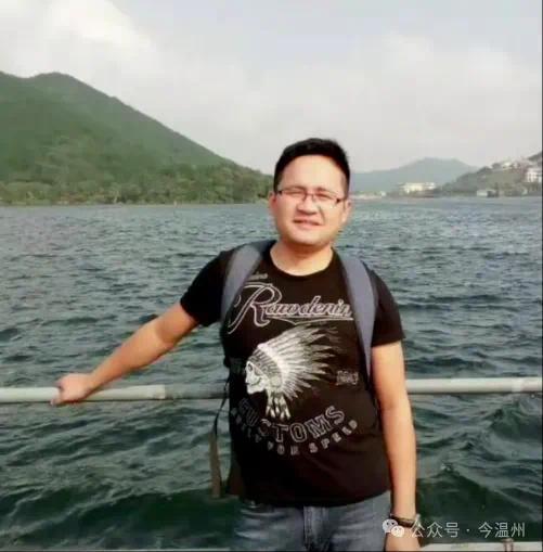 少年意外落水 退伍军人毫不犹豫跳水救人