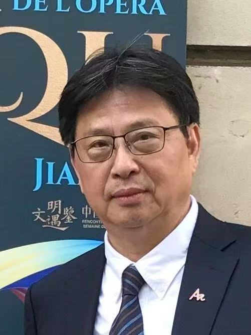 刘春杰 | 穿越实际的幽径——读刘伟冬的画里画外