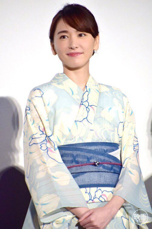 星野源宣佈結婚後首現身透露求婚新垣結衣細節