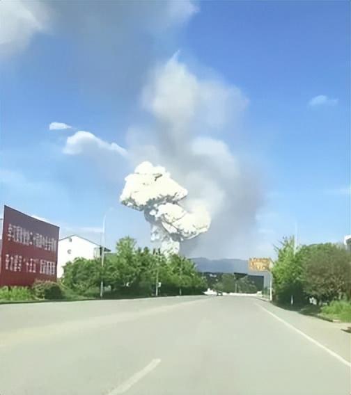 湖南省委书记省长赴烟花厂爆炸现场 全面排查安全隐患