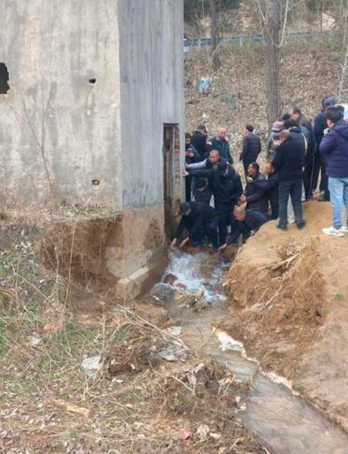 賈魯河源頭枯井隔30年復涌？記者探訪 暖泉再現(xiàn)引發(fā)關注