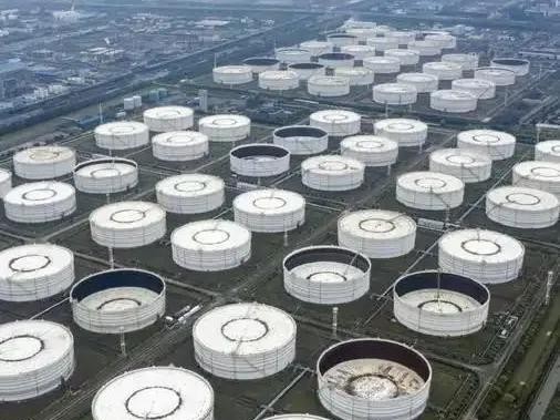 中国石油储备14亿桶,不放一桶却稳住全球油价,为什么?