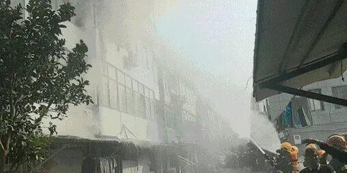 火災(zāi)現(xiàn)場(chǎng)現(xiàn)“電線蜘蛛網(wǎng)” 事故元兇疑為電氣故障