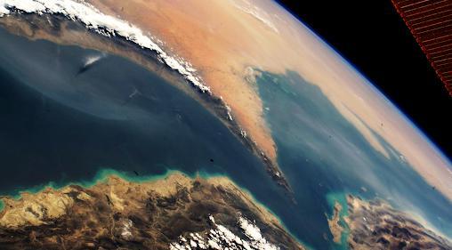 胡塞入局 红海告急 航运风险加剧