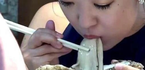 海鲜生吃鲜到飞起，价格高得吓人，你敢试吗？