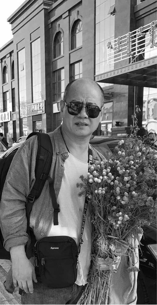 唐文国·梵行 | 灰阶梵音:既不入世也不出世的视觉节奏