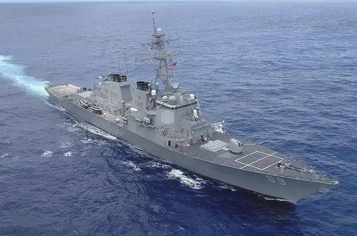 美舰擅闯西沙领海 国防部回应：中国领海容不了美国军舰横行霸道！