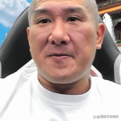 馆长体验老北京豆汁越喝越上头