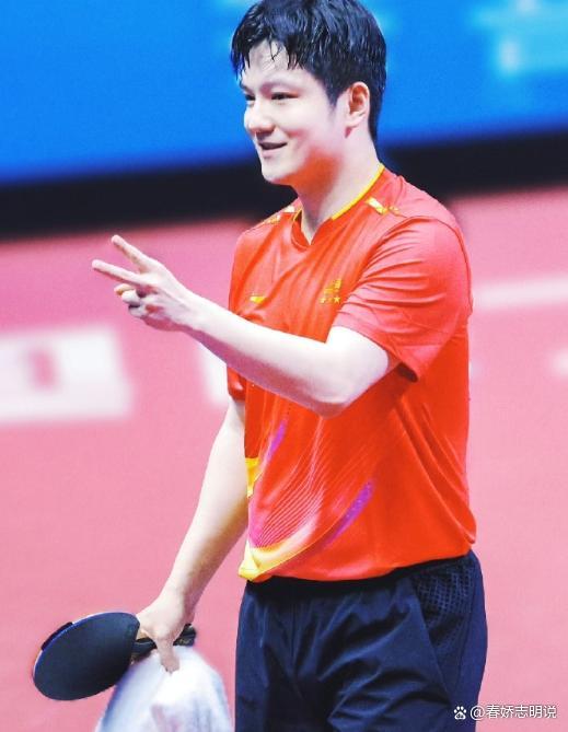 張本智和又又又致敬樊振東 迷弟的無聲挑戰(zhàn)書