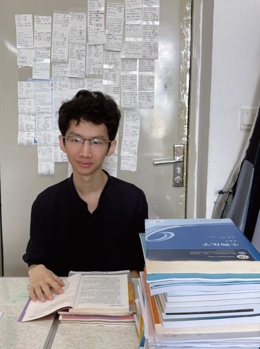 高位截瘫男生回应考研成功 生命久如暗室，明写春诗