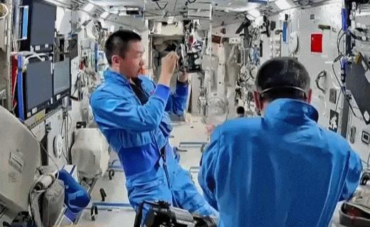 神二十三乘组完成在轨“体检” 监测生理变化