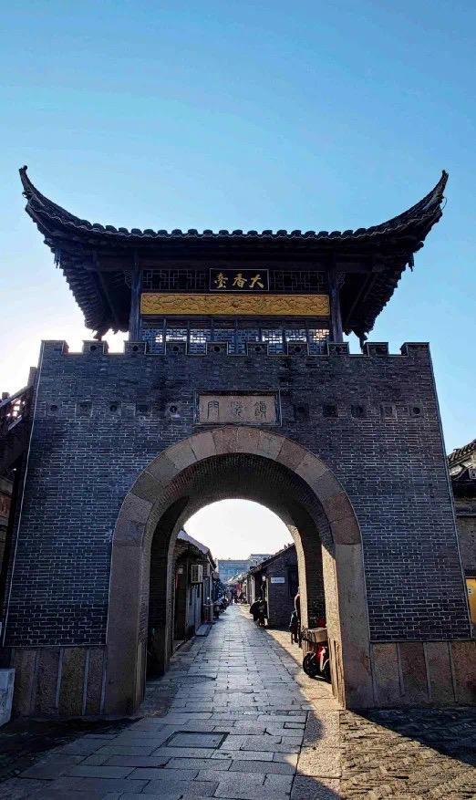 “苏超”夺冠后，泰州市官宣→